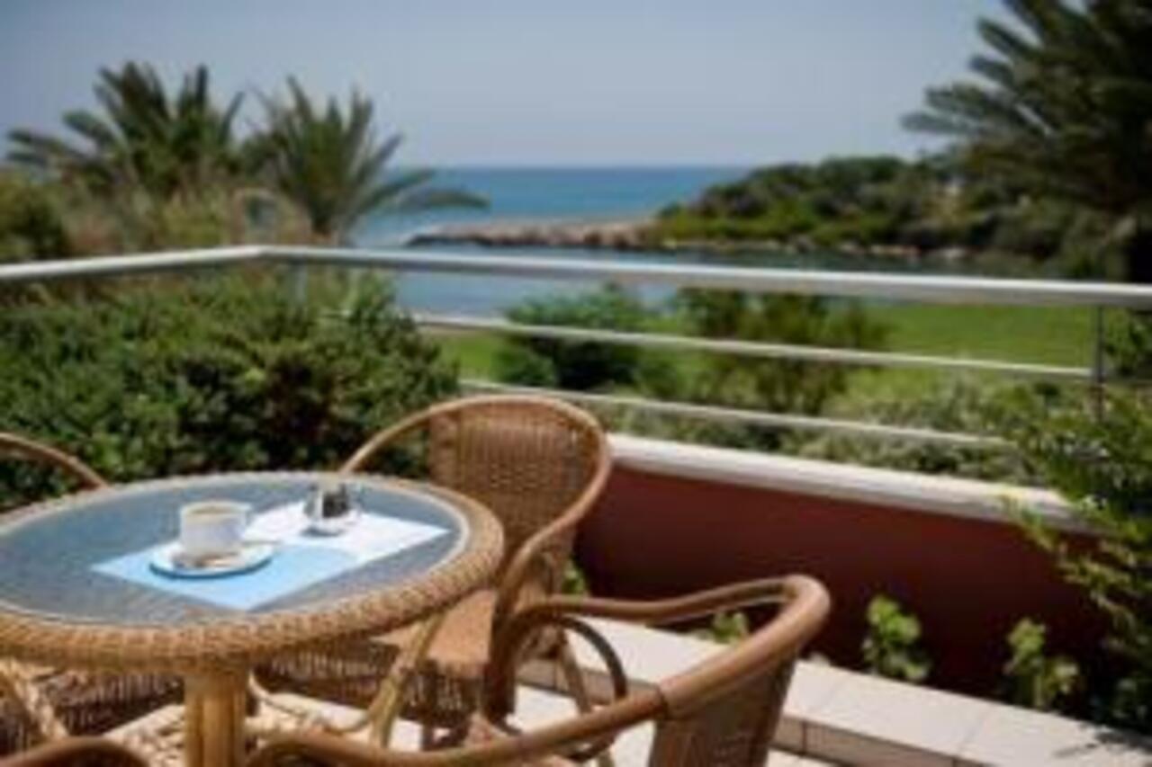 Sentido Kouzalis Beach Hotel โปรทาราส ภายนอก รูปภาพ
