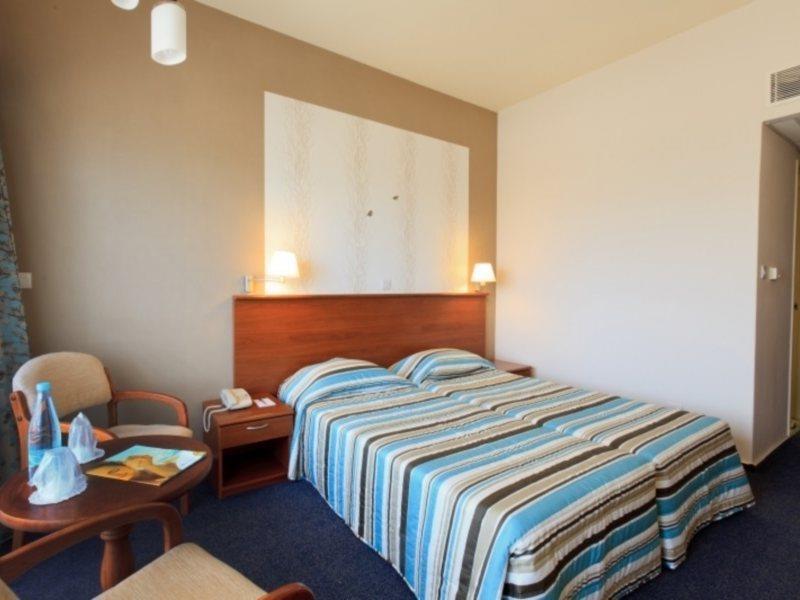Sentido Kouzalis Beach Hotel โปรทาราส ภายนอก รูปภาพ